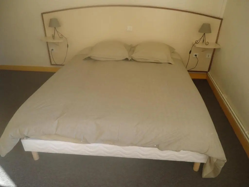 Logis Hotel Du Champ De Foire