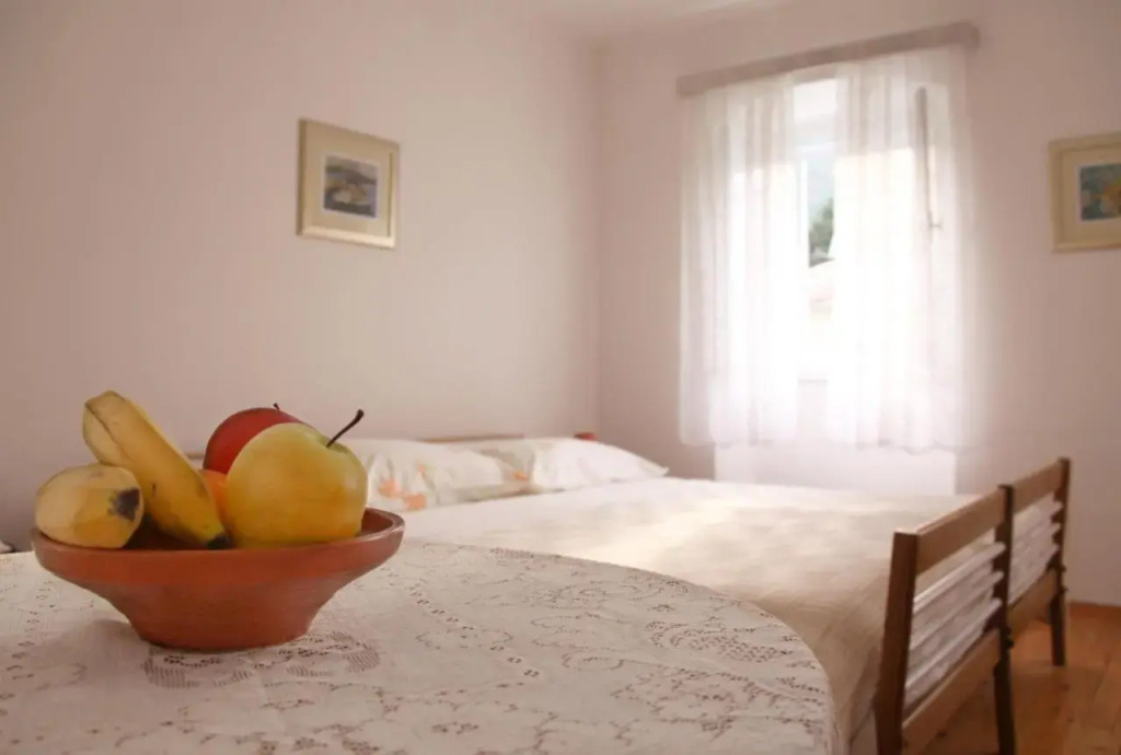 Apartments & Rooms Nada
