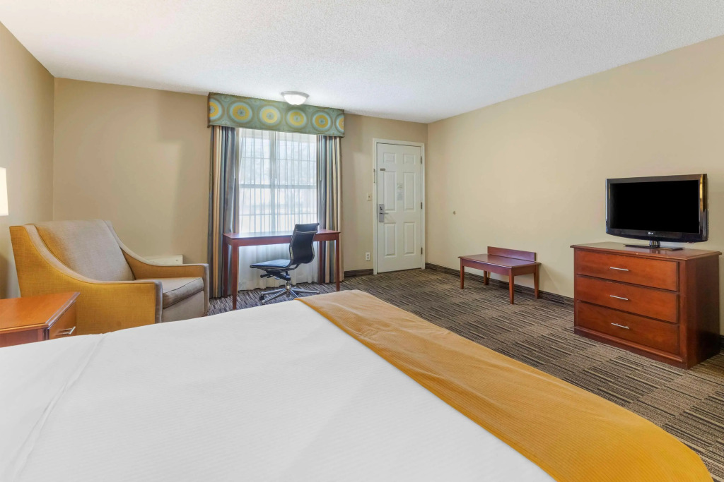 Best Western Sunday House Inn