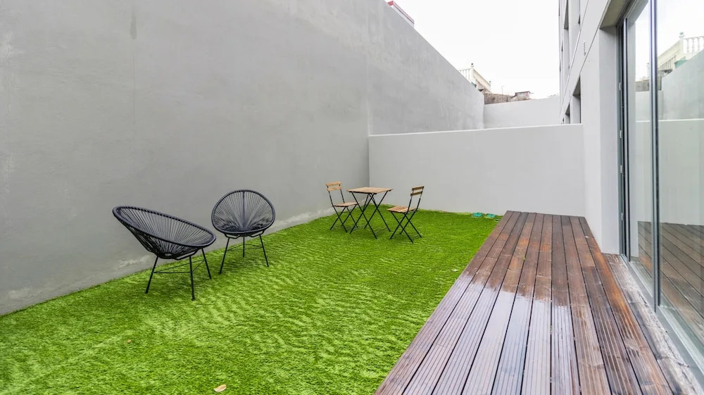 RUAH Apartments by LovelyStay
