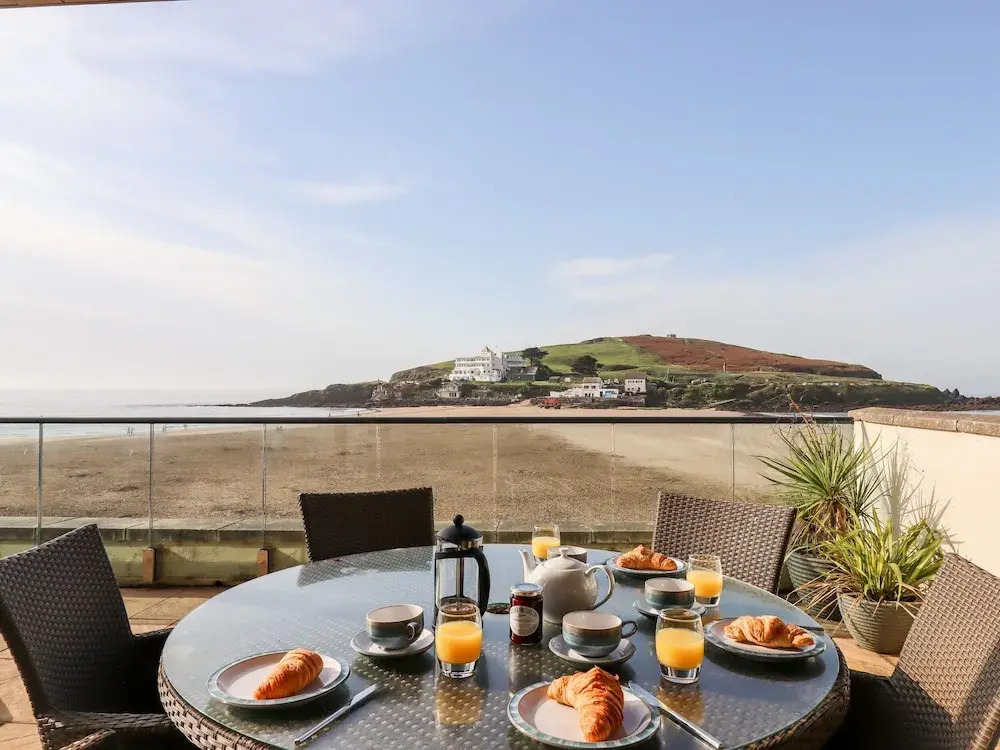 4 Burgh Island Causeway
