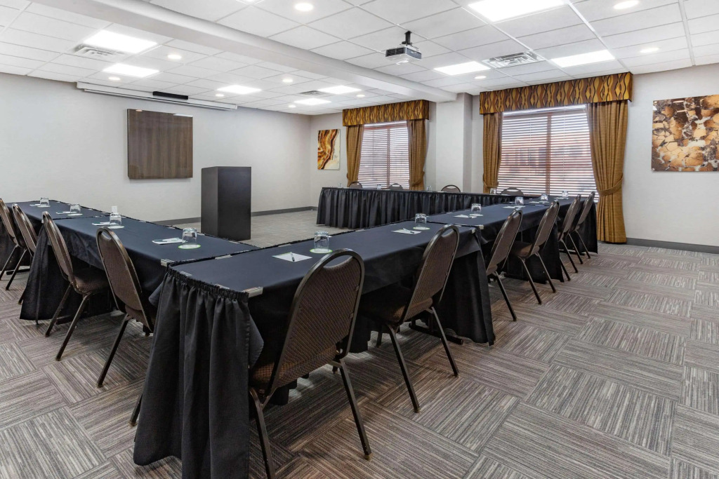 Wingate by Wyndham Tinley Park
