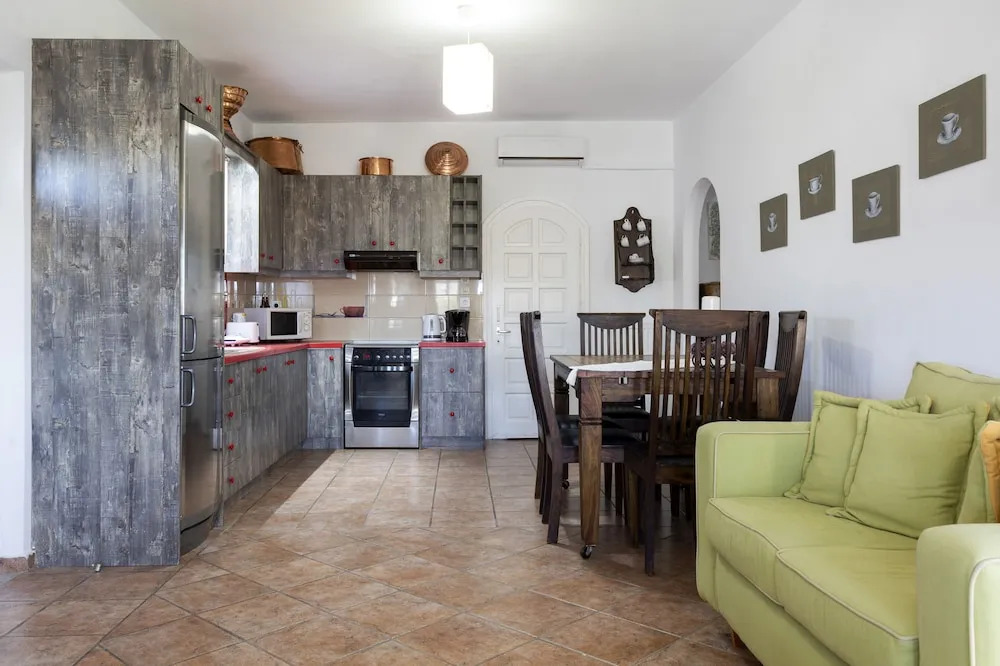 Villa Haritomeni