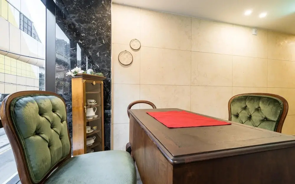Rose Bay Hotel