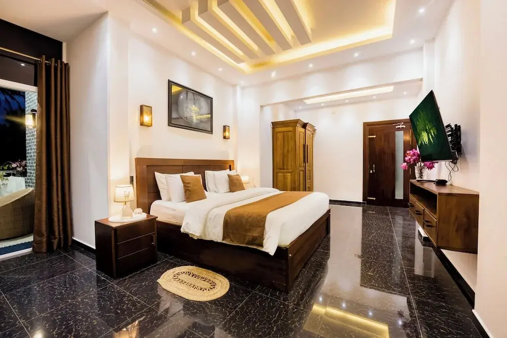 ThiThis Palace Mirissa