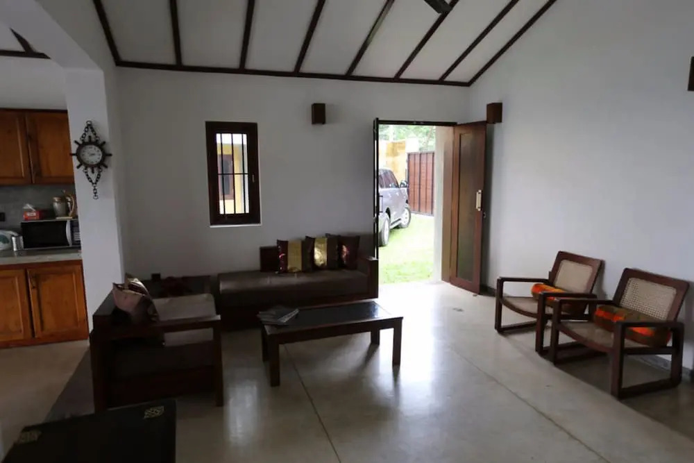 Rakuen Beach Villa