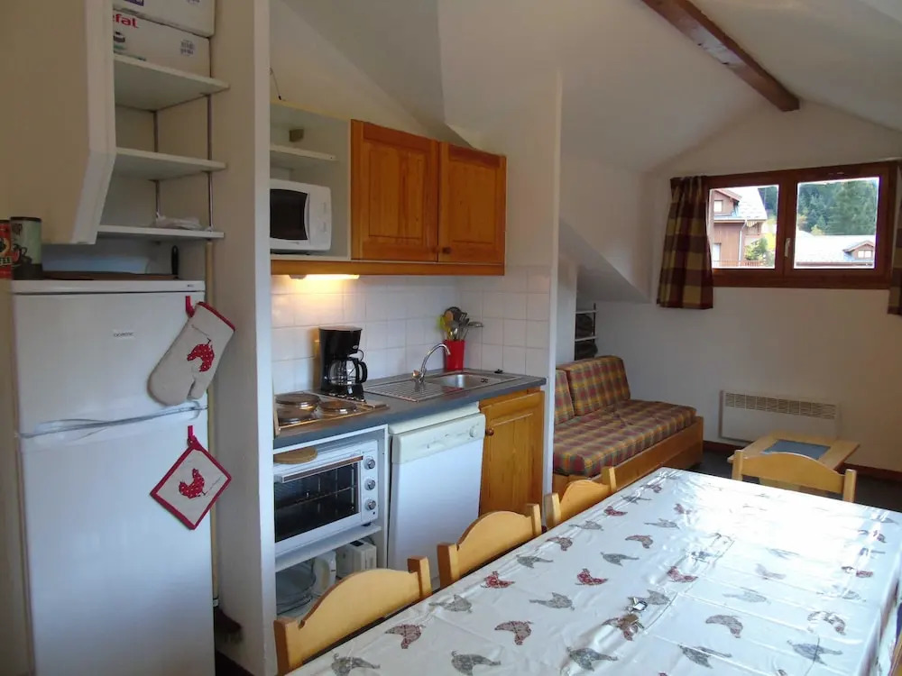 Lou Services Apartment F7 LSI 001
