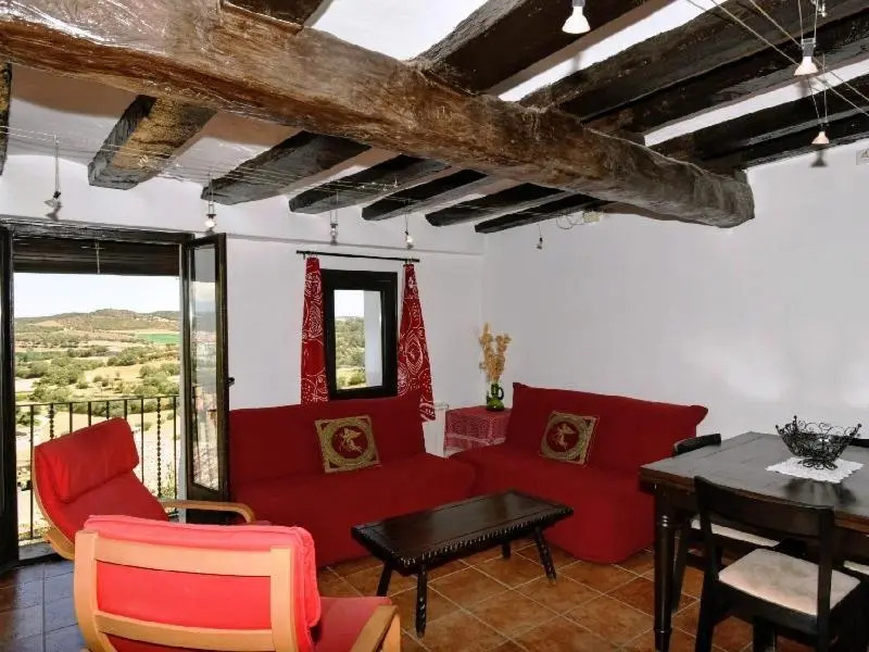 Casa amb vista a les muntanyes - Cal Valeri