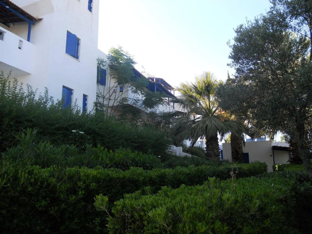 Thalia Bloom Villa Apartments
