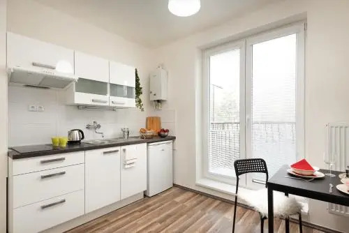 Henry Apartments