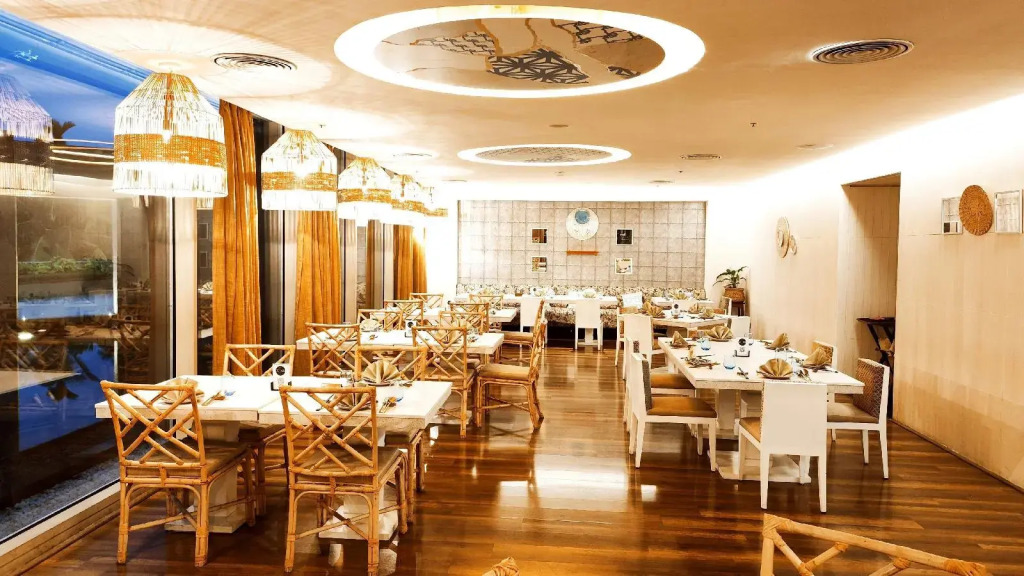 Crowne Plaza Kochi by IHG