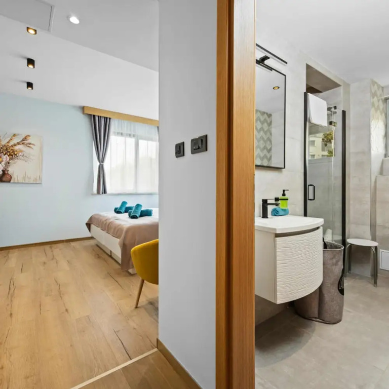 Villa Palma - seaside luxury villa for 6 person