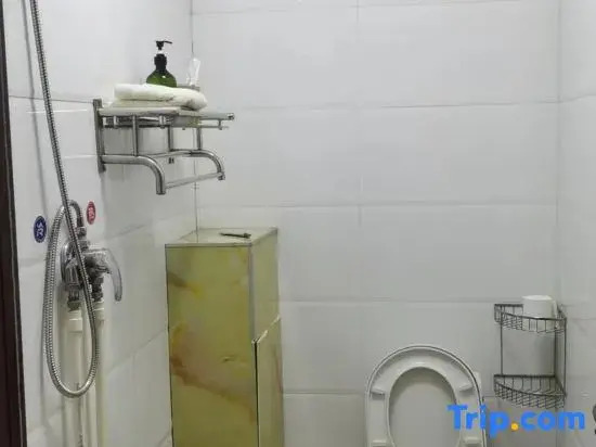 Qingfeng courtyard B & B (Beijing Shuizhen store)