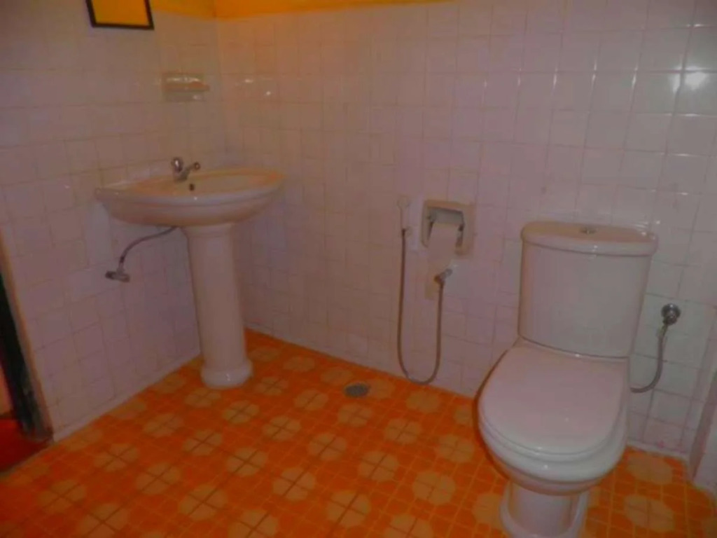 Shahira Hotel