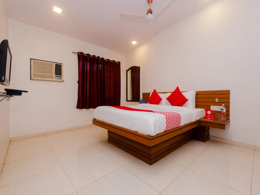 Nest Inn By OYO Rooms