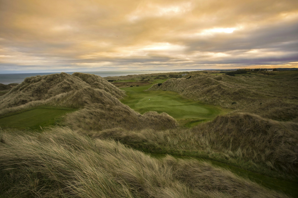 Trump MacLeod House & Lodge, Scotland
