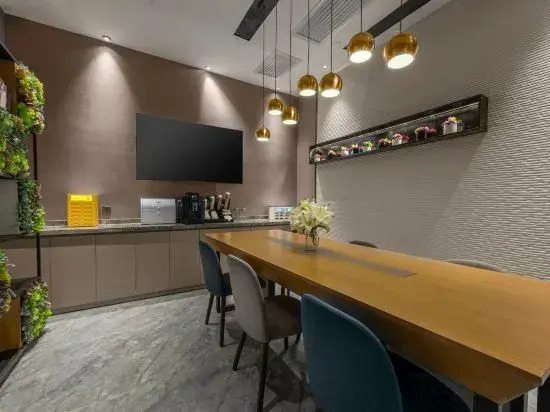Homeinn Selected Hotel (Xi'an High-tech Zone CID Central Innovation District)