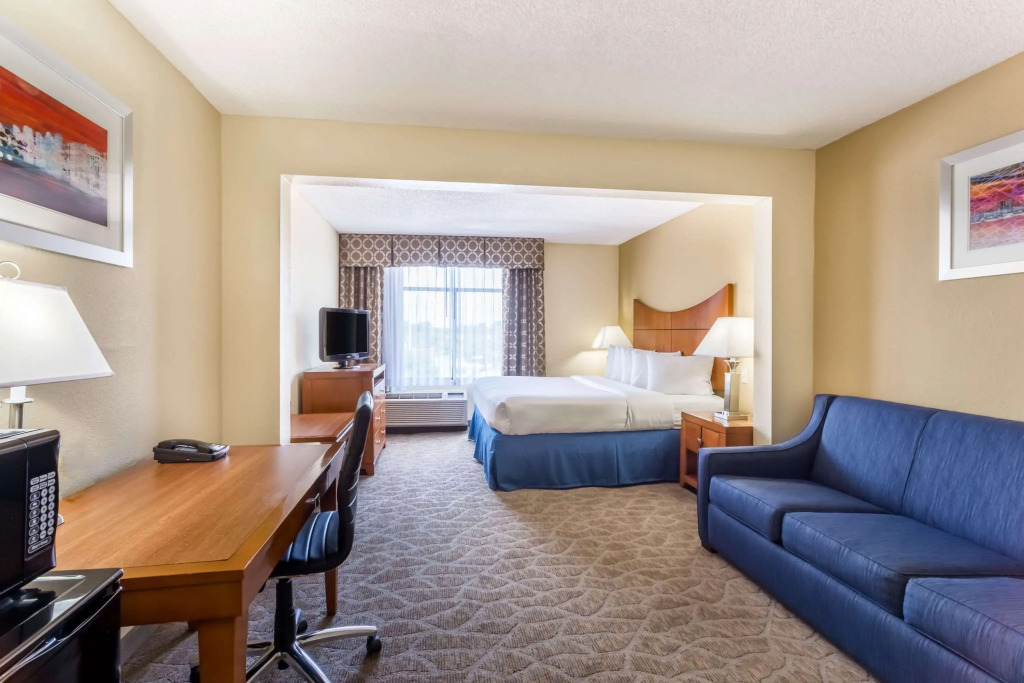 Wingate by Wyndham, Universal Studios