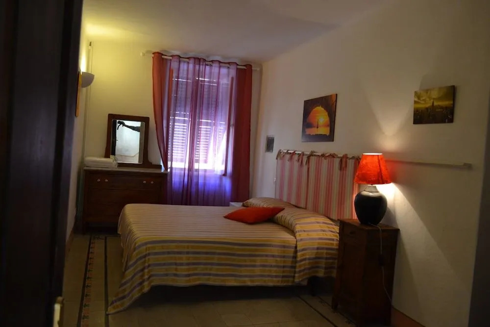 Suite 5 Terre-Sea View