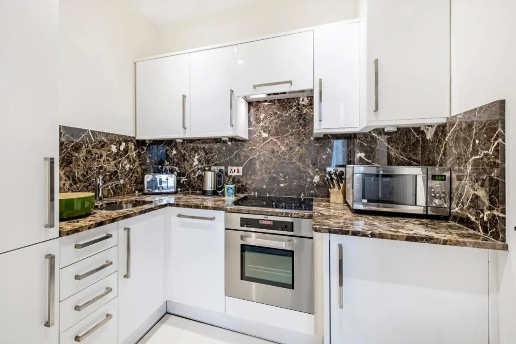 130 Queens Gate Apartments