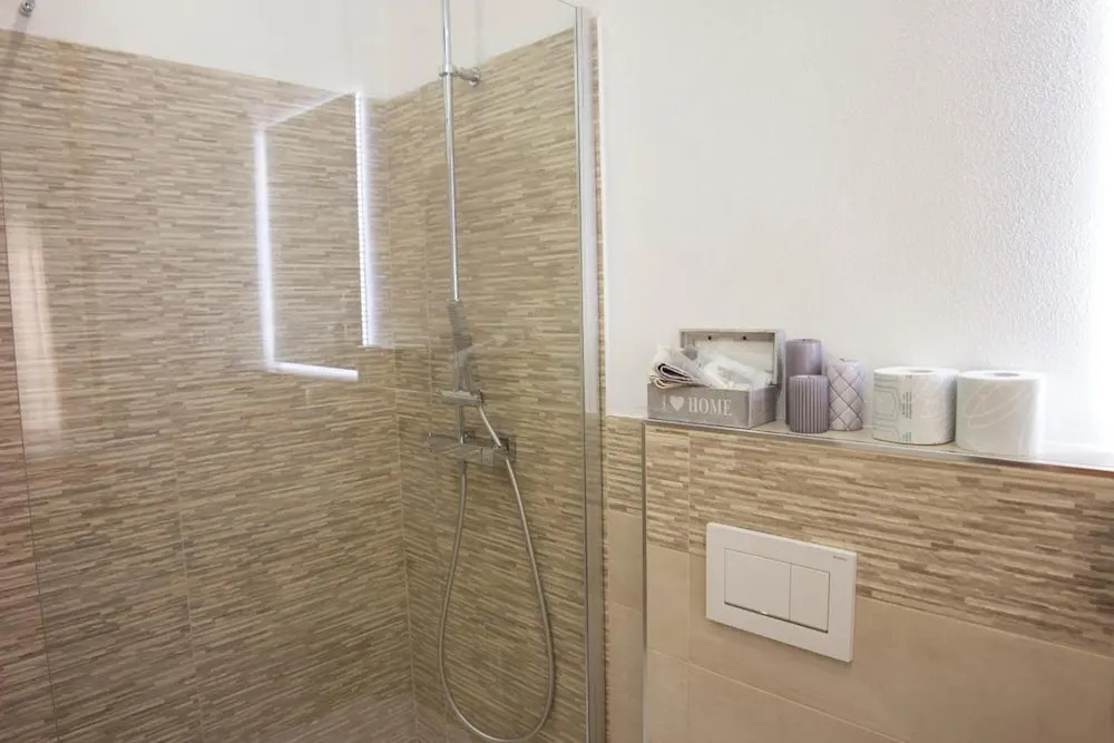 Shardan Guest House