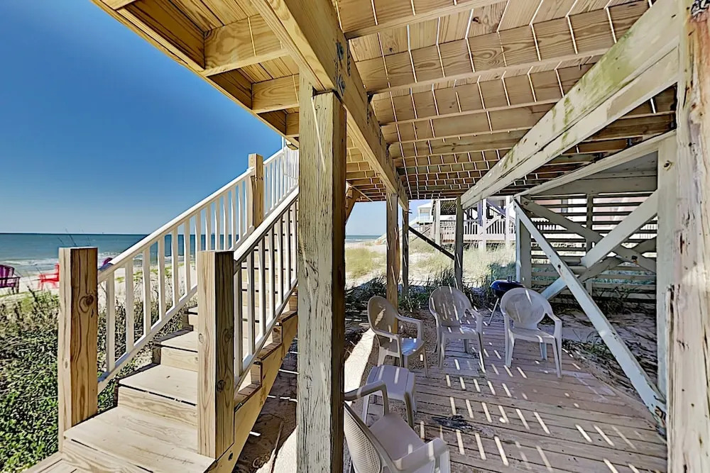 Beachfront Sun-kissed West - 1 Mile To Kiva Dunes 2 Bedroom Duplex