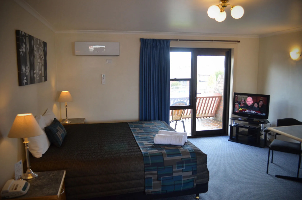 Arkana Motor Inn & Terrace Apartments