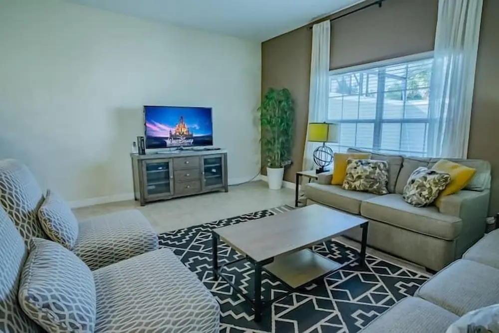 4871 CT - Storey Lake - 5 bd 4bath Townhome Near Disney