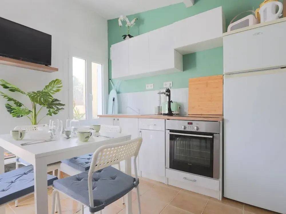 Holiday Home in Gargas Near Route des Ocres