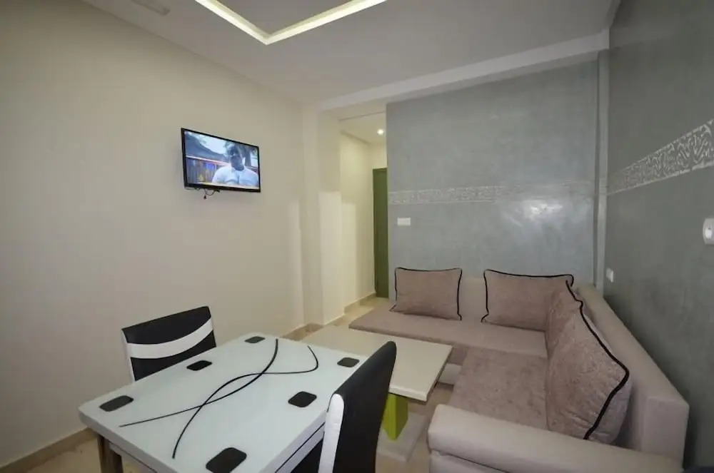 APPARTEMENTS HOTEL PYRAMIDES
