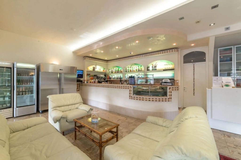 Hotel Airone