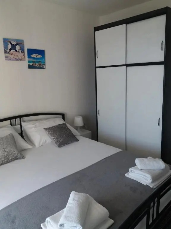 Apartmani Luna