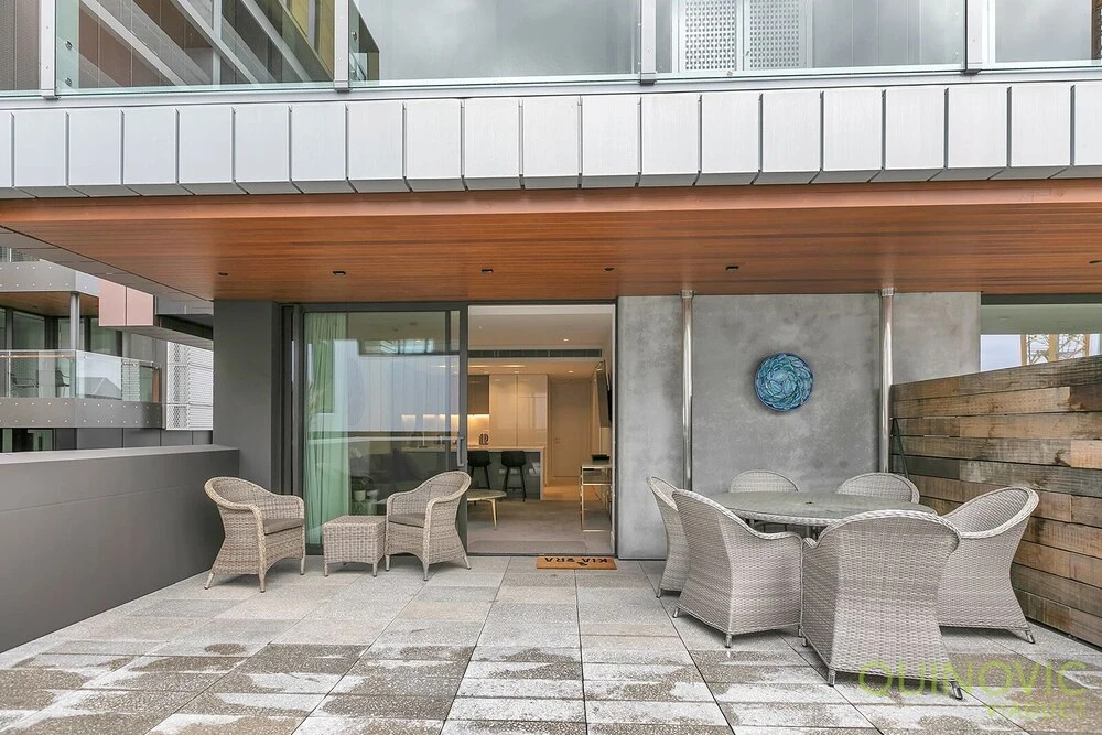 QV Harbour One Bedroom with Parking -866