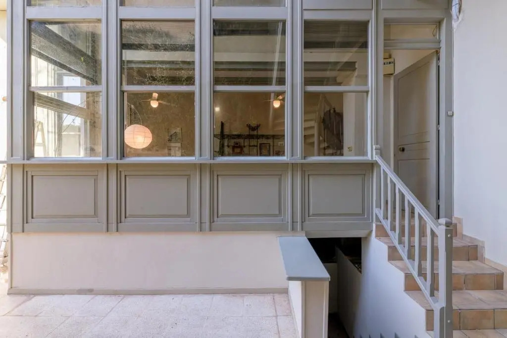 A Beautiful 2 bdr House in the Heart of Plaka