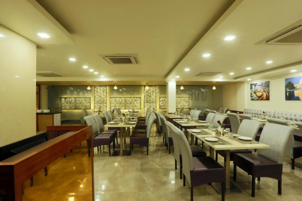 Hotel Omega - Gurgaon Central