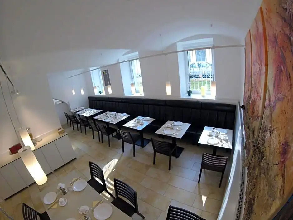 Hotel Aton