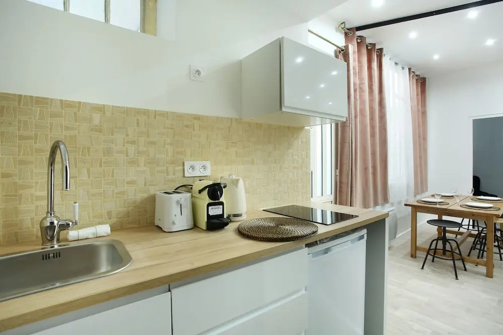 Rent a Room - Residence Charon