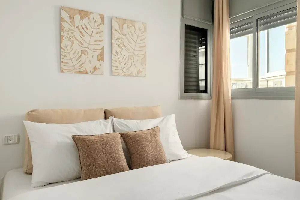 MAMAD - Sea View Beach Penthouse by Sea N' Rent