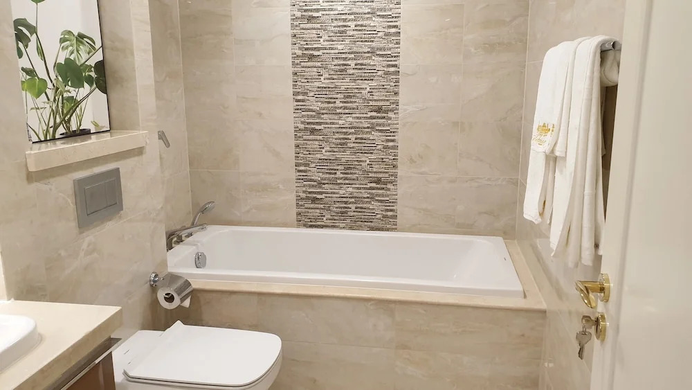 Stay In Vietnam Vinhomes Golden River