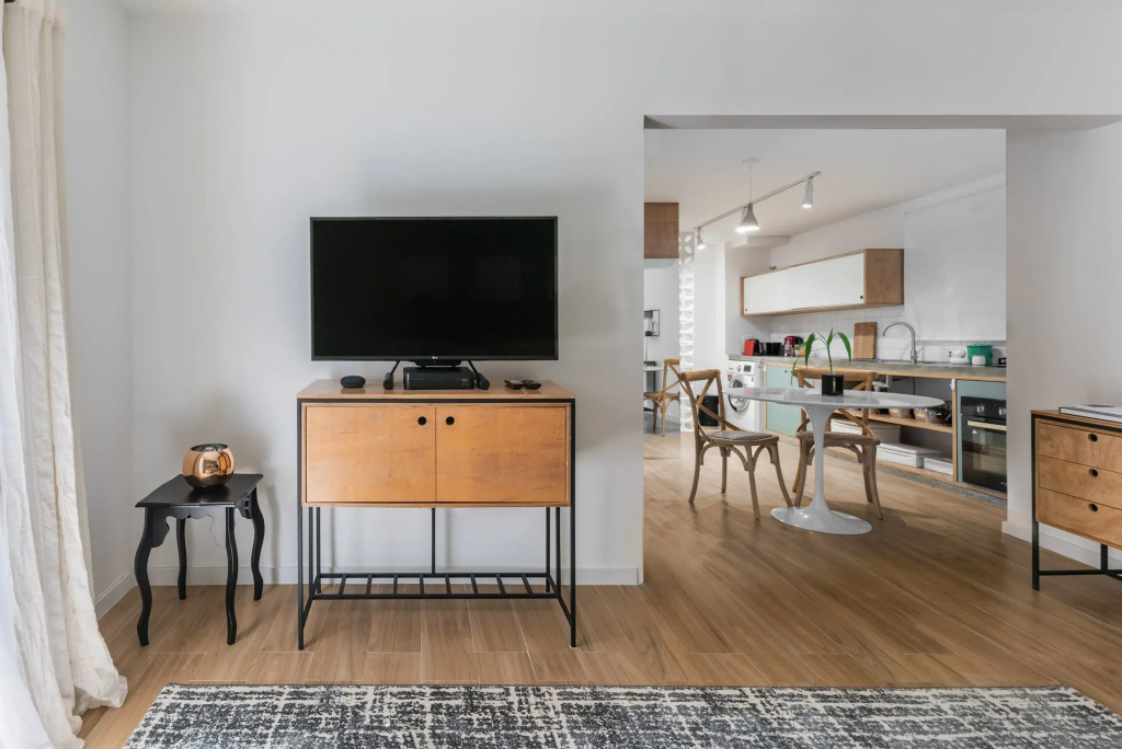 Apartamento com vaga e ótima localização | Itaim Bibi