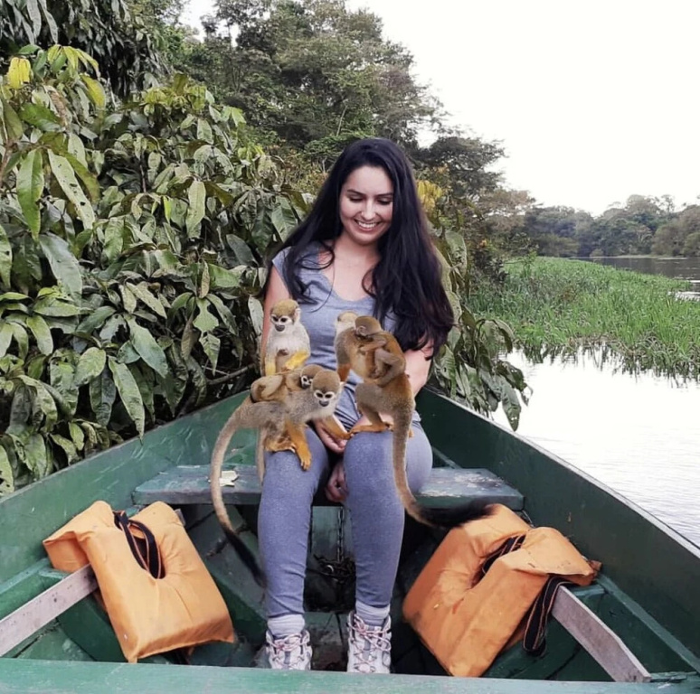 Anaconda Amazon Island
