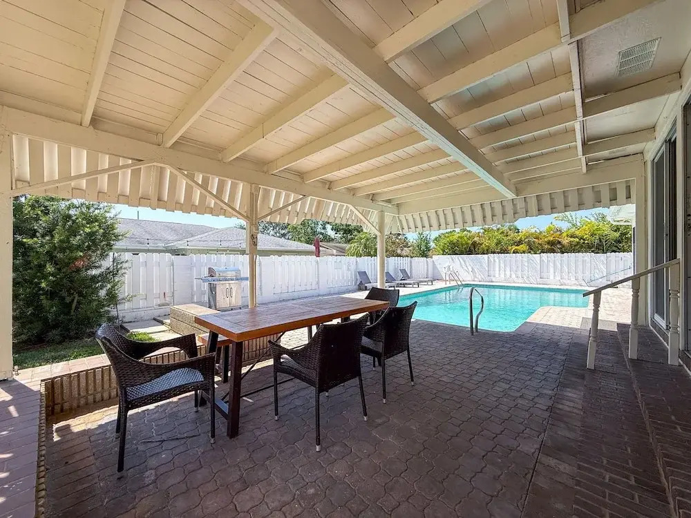 2631 Cedarglen Drive