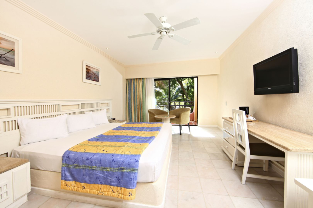 Отель Sandos Playacar All Inclusive
