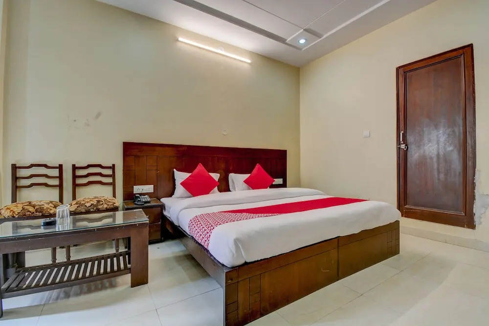 Hotel Raghav Palace 1 km Jaipur Junction & Bus Stand Sindhi Camp