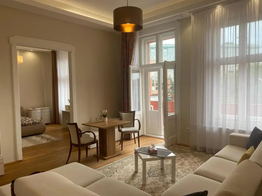 Visit Debrecen 2 Apartman