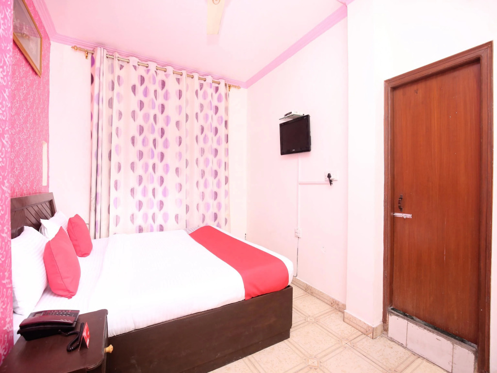 OYO 15772 Silver City