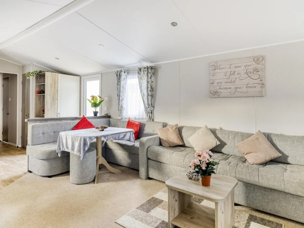 Pretty Home in Hastings Near Old Town