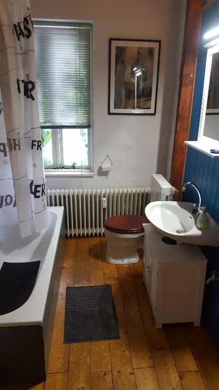 Schöne Wohnung bis 10 Personen