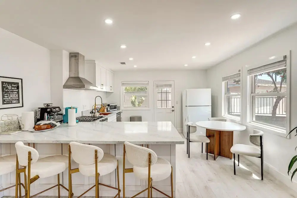7 Mi Huntington Beach: Family Home w/ Patio!