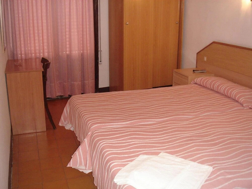 Can Setmanes by CozyCatalonia - Hostal Central Blanes